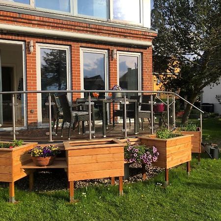 Stadtvilla Bruegemann Mit Terrasse & Parkplatz - Abc136 By AbcWißmar المظهر الخارجي الصورة